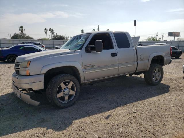 CHEVROLET SILVERADO 2005 with VIN 1GCHK29285E342402 - Photo from auction