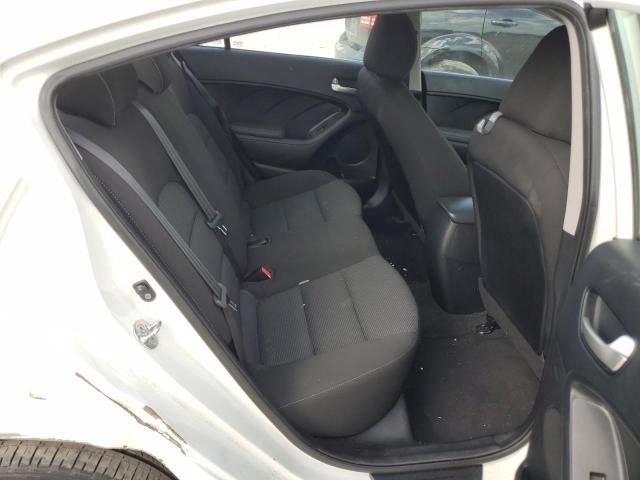 Photo 10 from auction – 2017 KIA FORTE LX with VIN 3KPFK4A73HE097009