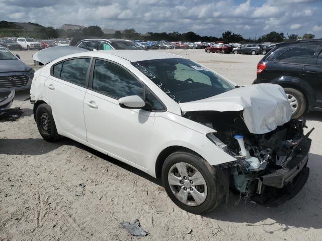 Photo 4 from auction – 2017 KIA FORTE LX with VIN 3KPFK4A73HE097009