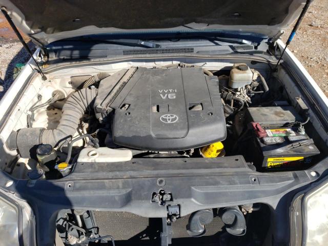 Photo 12 from auction – 2005 TOYOTA 4RUNNER SR with VIN JTEZU14RX58030654