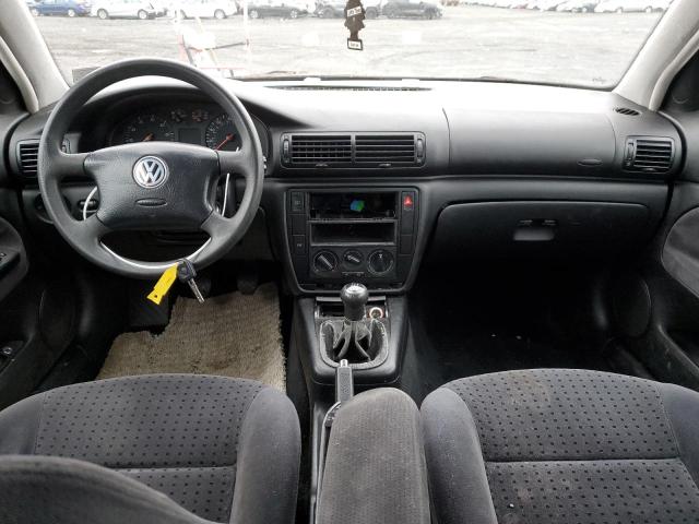 Photo 8 from auction – 2000 VOLKSWAGEN PASSAT GLS with VIN WVWMA23B8YP295696