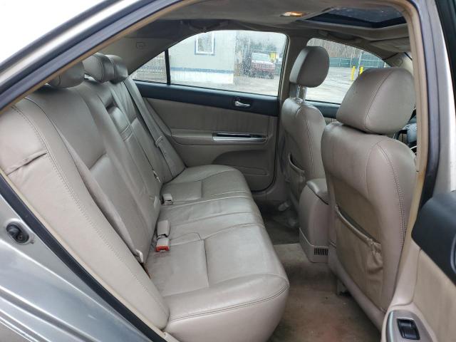 Photo 10 from auction – 2005 TOYOTA CAMRY with VIN 4T1BA30K35U037001