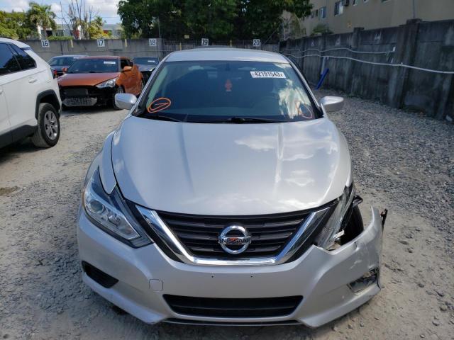 Photo 5 from auction – 2017 NISSAN ALTIMA 2.5 with VIN 1N4AL3AP0HC180881