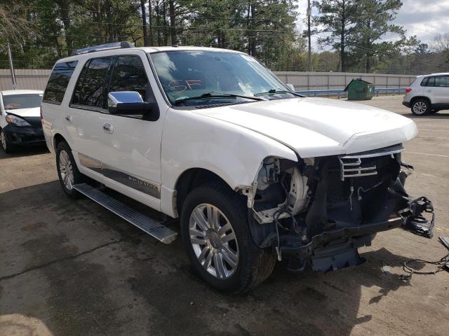 Photo 4 from auction – 2014 LINCOLN NAVIGATOR with VIN 5LMJJ2J58EEL00637