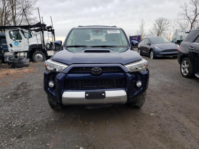 Photo 5 from auction – 2019 TOYOTA 4RUNNER SR with VIN JTEBU5JR0K5637902