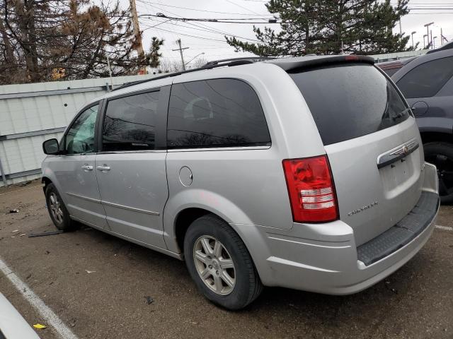Photo 2 from auction – 2010 CHRYSLER TOWN & COU with VIN 2A4RR5D19AR334381