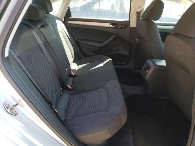Photo 10 from auction – 2013 VOLKSWAGEN PASSAT S with VIN 1VWAP7A3XDC027211