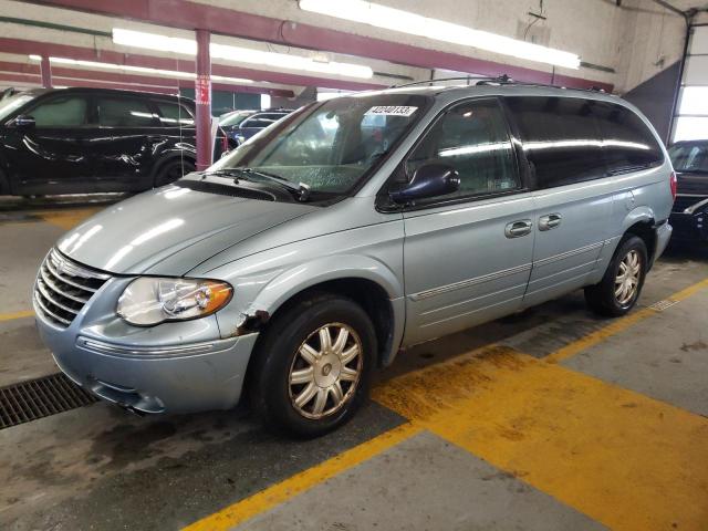 Photo 1 from auction – 2005 CHRYSLER TOWN & COU with VIN 2C4GP54L35R164397