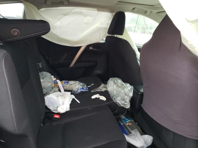 Photo 11 from auction – 2015 TOYOTA RAV4 XLE with VIN JTMWFREV2FD063989