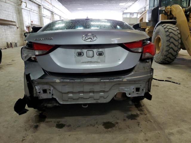 Photo 6 from auction – 2016 HYUNDAI ELANTRA SE with VIN 5NPDH4AE0GH768215
