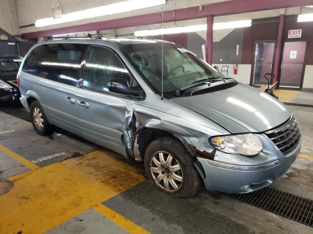 Photo 4 from auction – 2005 CHRYSLER TOWN & COU with VIN 2C4GP54L35R164397