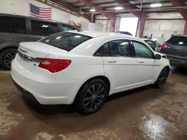 Photo 3 from auction – 2012 CHRYSLER 200 TOURIN with VIN 1C3CCBBG8CN250625