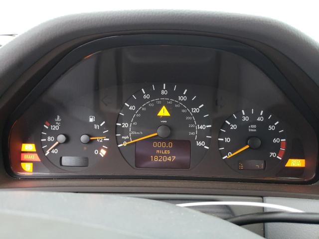 Photo 9 from auction – 2001 MERCEDES-BENZ E 430 with VIN WDBJF70JX1B239290