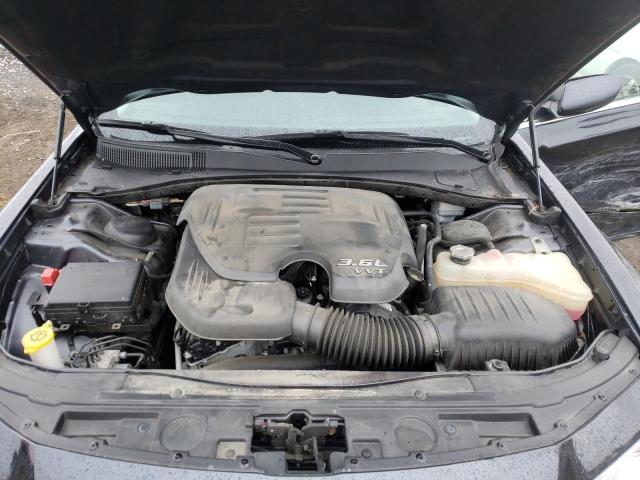 Photo 11 from auction – 2015 CHRYSLER 300 LIMITE with VIN 2C3CCAAG8FH796933
