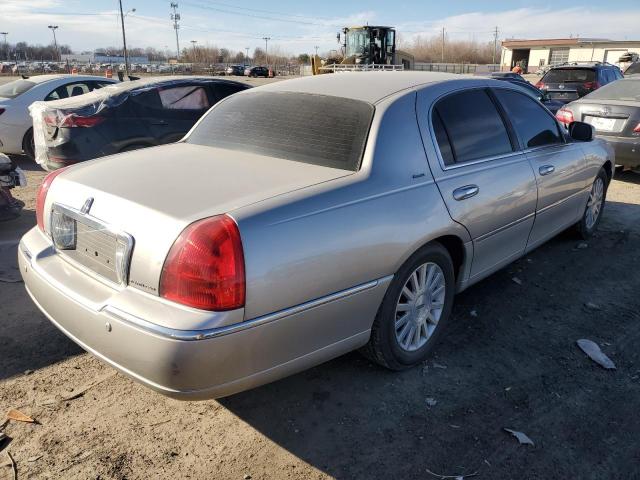 Photo 3 from auction – 2004 LINCOLN TOWN CAR U with VIN 1LNHM83W34Y611276