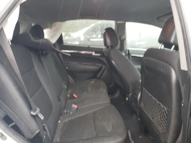 Photo 10 from auction – 2015 KIA SORENTO LX with VIN 5XYKT3A63FG585065