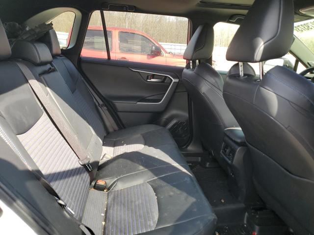Photo 11 from auction – 2019 TOYOTA RAV4 XSE with VIN JTMEWRFV5KD511095