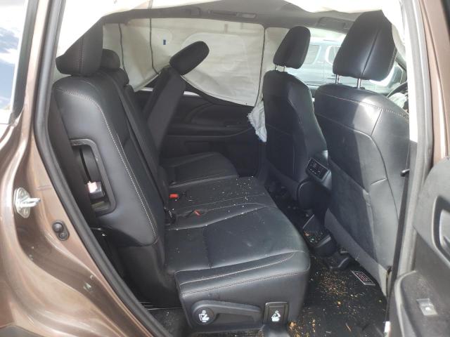 Photo 11 from auction – 2018 TOYOTA HIGHLANDER with VIN 5TDJZRFH5JS881496