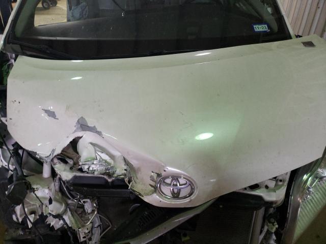 Photo 12 from auction – 2015 TOYOTA SIENNA XLE with VIN 5TDYK3DC3FS577906