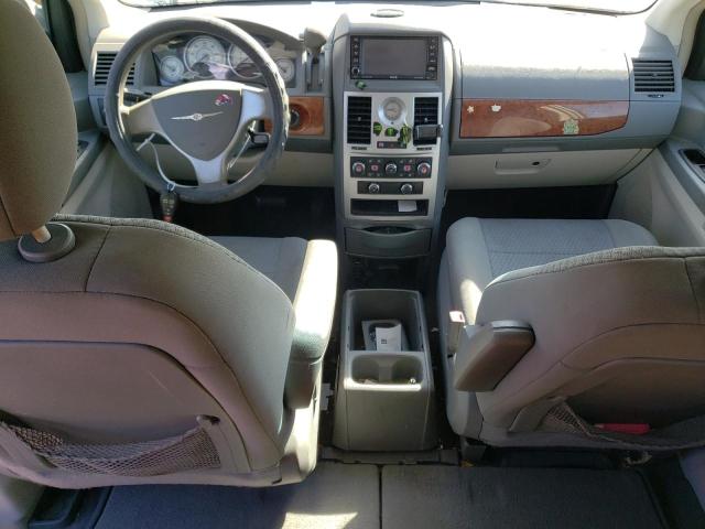 Photo 8 from auction – 2009 CHRYSLER TOWN & COU with VIN 2A8HR44E59R606136