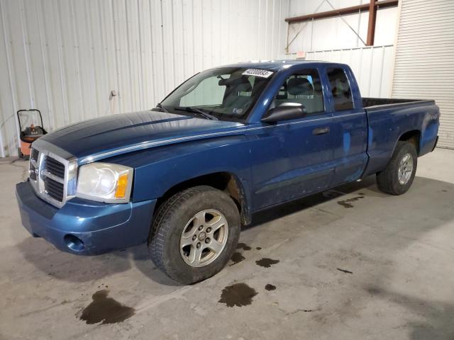 DODGE DAKOTA SLT 2005 with VIN 1D7HW42N95S333008 - Photo from auction