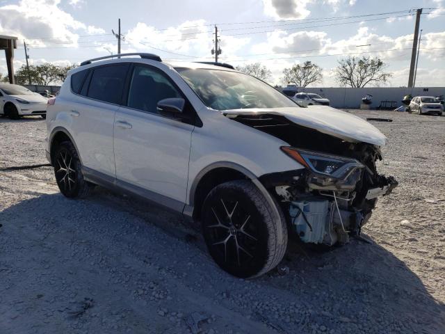 Photo 4 from auction – 2018 TOYOTA RAV4 SE with VIN 2T3NFREV4JW421259