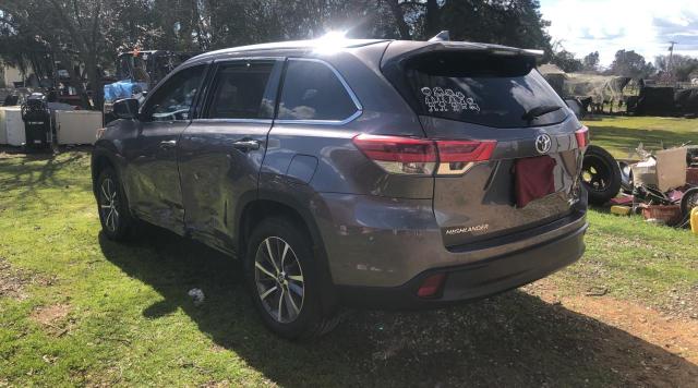 Photo 3 from auction – 2018 TOYOTA HIGHLANDER with VIN 5TDJZRFH3JS529520