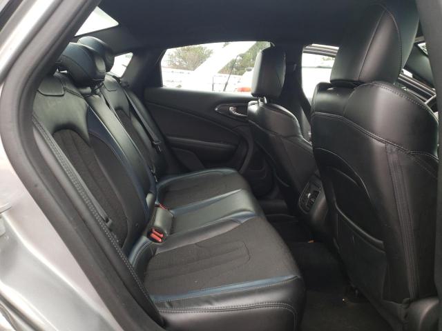 Photo 10 from auction – 2015 CHRYSLER 200 S with VIN 1C3CCCBG0FN581063