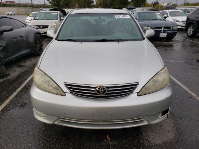 Photo 5 from auction – 2005 TOYOTA CAMRY LE with VIN JTDBE32K553026108