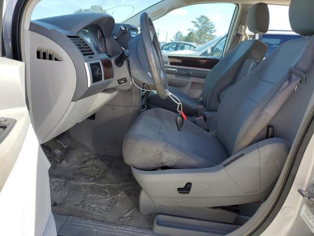 Photo 7 from auction – 2010 CHRYSLER TOWN & COU with VIN 2A4RR5D11AR108948