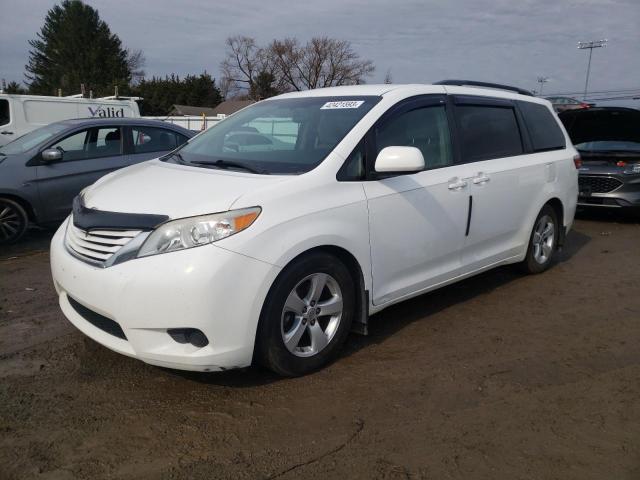 TOYOTA SIENNA LE 2015 with VIN 5TDKK3DC9FS586986 - Photo from auction
