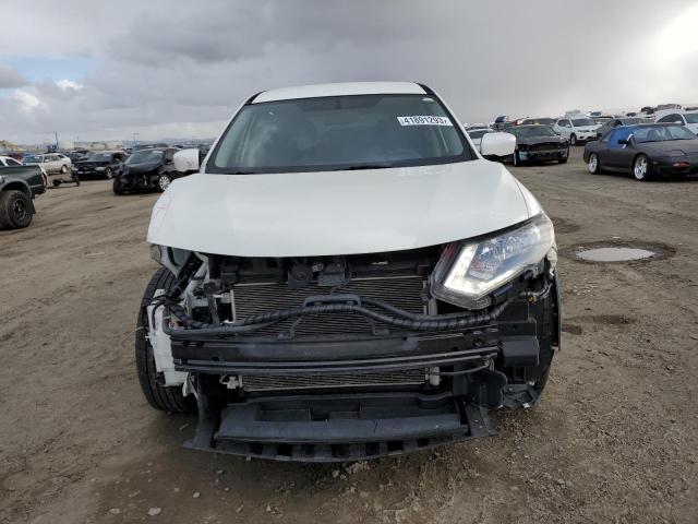 Photo 5 from auction – 2017 NISSAN ROGUE S with VIN 5N1AT2MT2HC781654