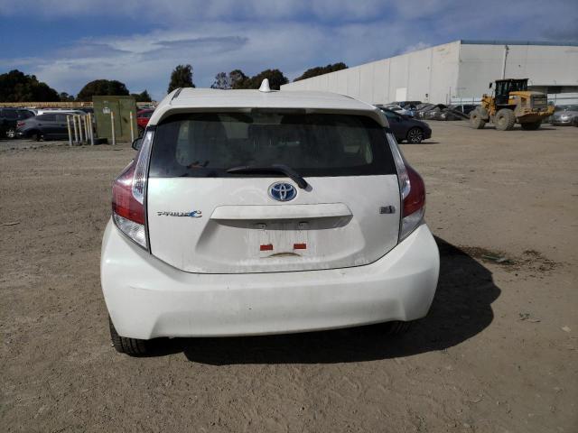 Photo 6 from auction – 2015 TOYOTA PRIUS C with VIN JTDKDTB39F1582026