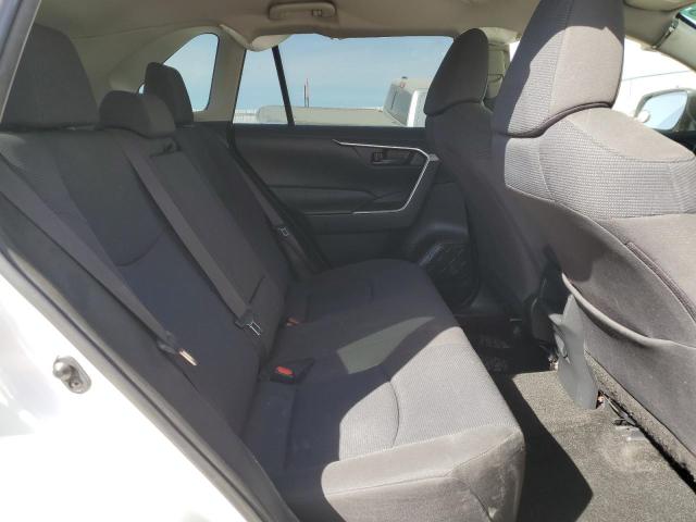 Photo 11 from auction – 2019 TOYOTA RAV4 LE with VIN JTMH1RFVXKD028729