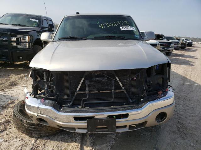 Photo 5 from auction – 2005 GMC SIERRA C25 with VIN 1GTHC23225F825142