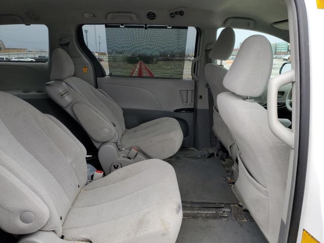 Photo 11 from auction – 2011 TOYOTA SIENNA LE with VIN 5TDKK3DC0BS054570