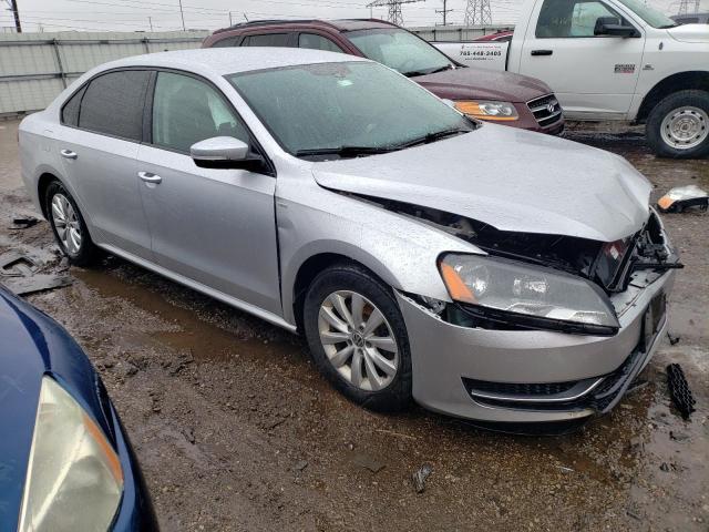 Photo 4 from auction – 2014 VOLKSWAGEN PASSAT S with VIN 1VWAT7A30EC073613