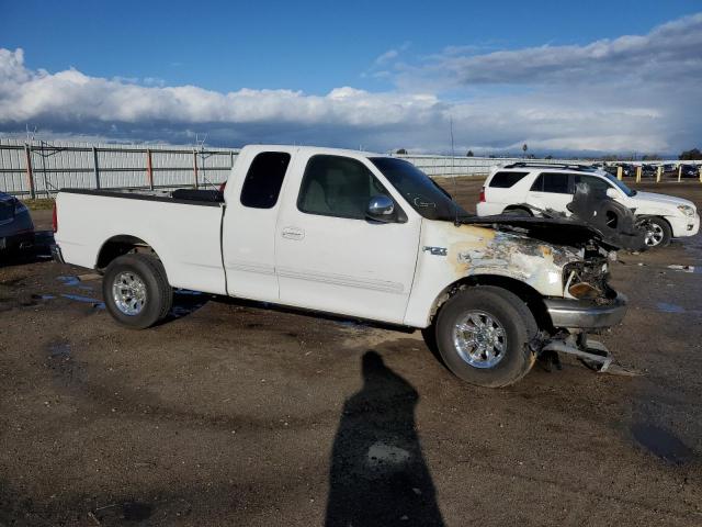 Photo 4 from auction – 2000 FORD F150 with VIN 2FTRX17W1YCA76740