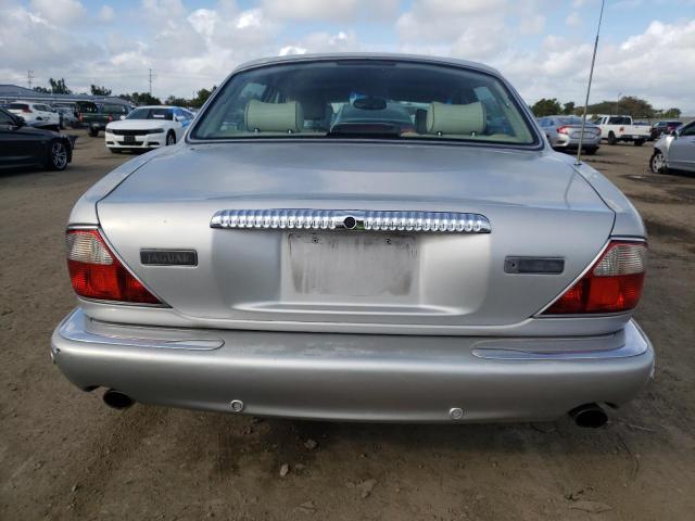 Photo 6 from auction – 2002 JAGUAR VANDENPLAS with VIN SAJDA24C02LF41814