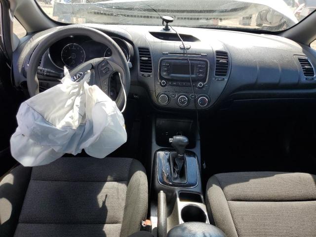 Photo 8 from auction – 2017 KIA FORTE LX with VIN 3KPFK4A77HE066930