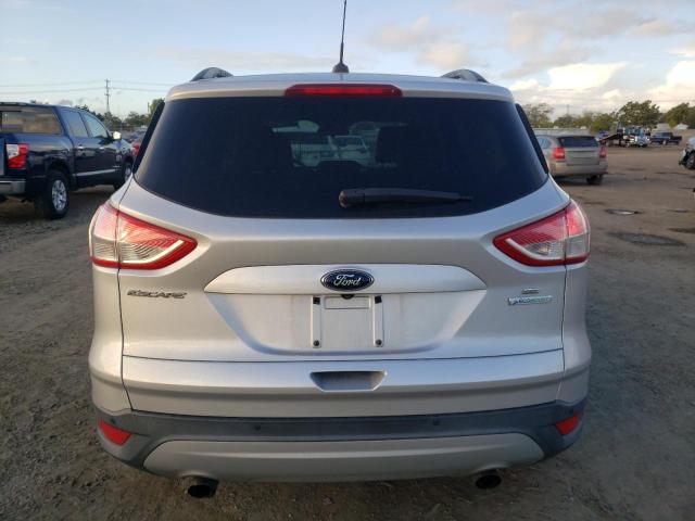 Photo 6 from auction – 2016 FORD ESCAPE SE with VIN 1FMCU0GXXGUA45269