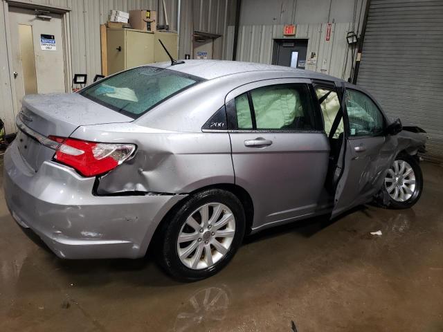 Photo 3 from auction – 2013 CHRYSLER 200 TOURIN with VIN 1C3CCBBB2DN573963