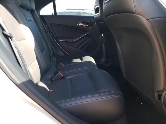 Photo 11 from auction – 2016 MERCEDES-BENZ CLA 250 with VIN WDDSJ4EB6GN293655