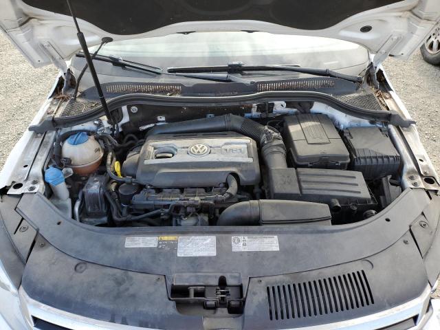 Photo 11 from auction – 2016 VOLKSWAGEN CC BASE with VIN WVWBP7AN1GE501662