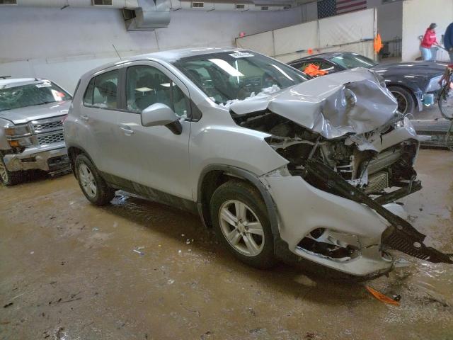 Photo 4 from auction – 2017 CHEVROLET TRAX LS with VIN KL7CJNSB5HB166291