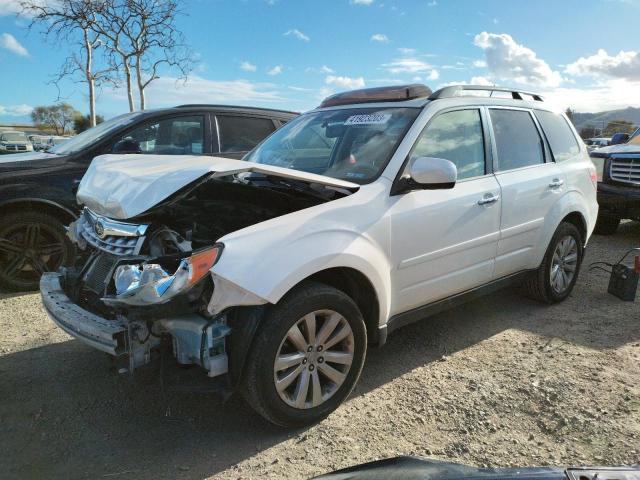 SUBARU FORESTER L 2013 with VIN JF2SHAEC9DH404112 - Photo from auction