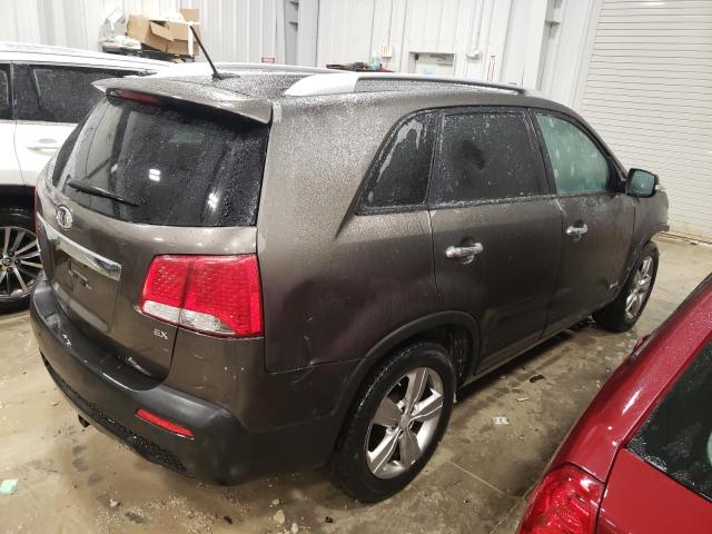 Photo 3 from auction – 2013 KIA SORENTO EX with VIN 5XYKUDA69DG407676
