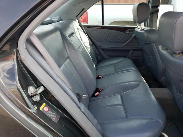 Photo 10 from auction – 2001 MERCEDES-BENZ E 320 with VIN WDBJF65J71B289759