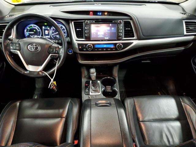 Photo 8 from auction – 2018 TOYOTA HIGHLANDER with VIN 5TDJGRFH9JS041002