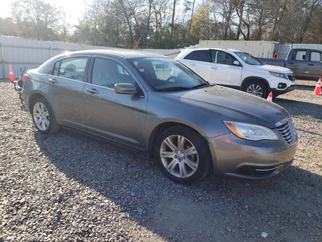 Photo 4 from auction – 2013 CHRYSLER 200 LX with VIN 1C3CCBAB6DN704796